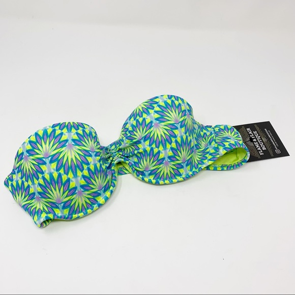 Victoria's Secret Other - Victoria’s Secret • Green & Purple Bikini Top 34B